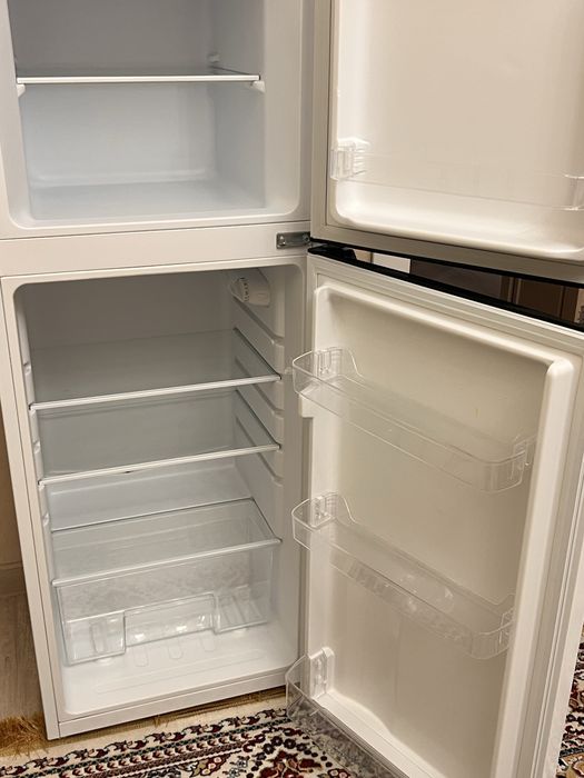 Холодильник AVA. ARF-142LN