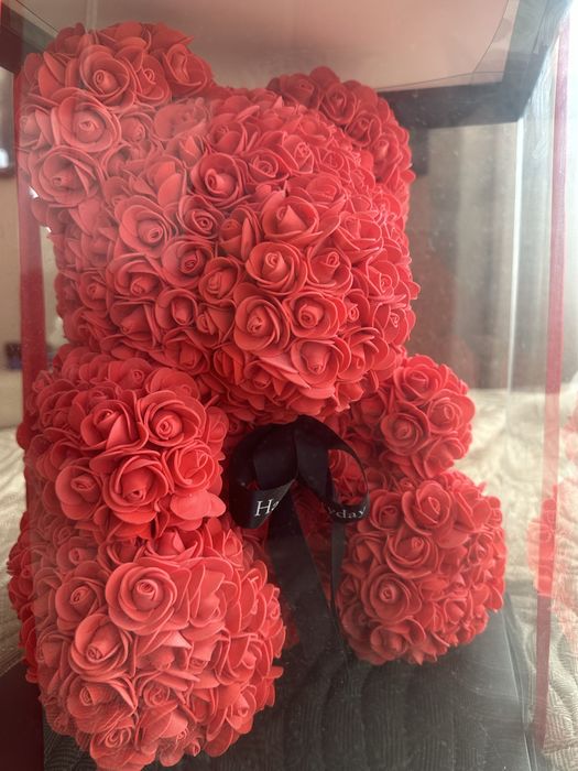 Меченце от вечни рози