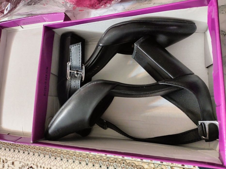 Туфли 36размер чёрное