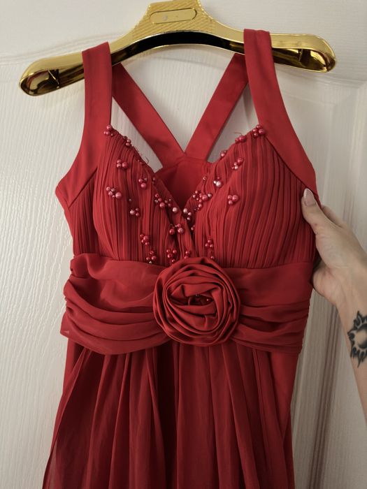 Продам платья новые и бу