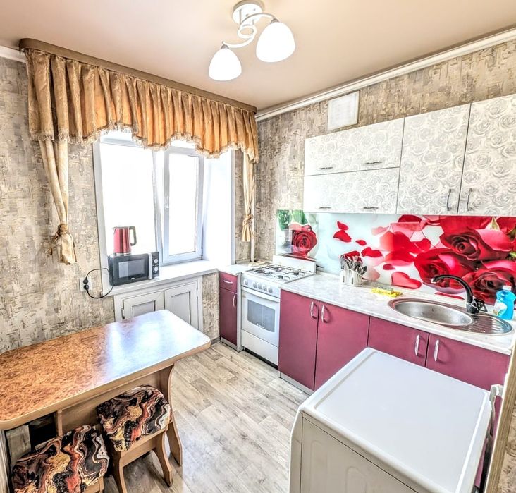 Сдам 4-х ком. ЦЕНТР ЦУМ