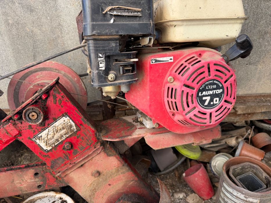 Фреза Булгар двигател 7 коня