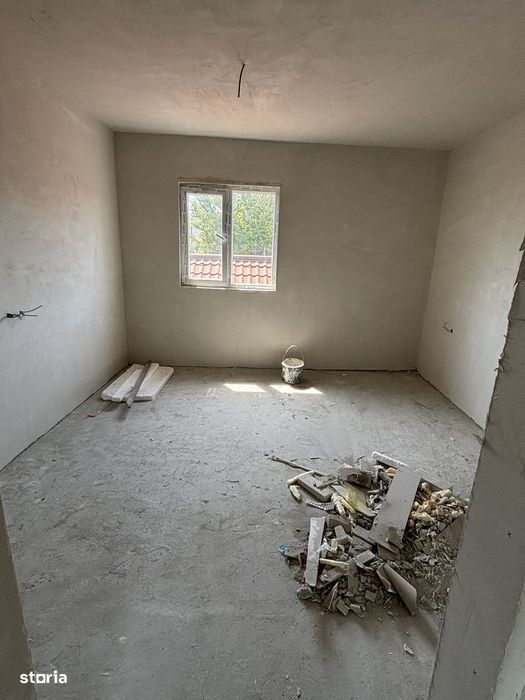 Vilă cu 4 camere, Navodari