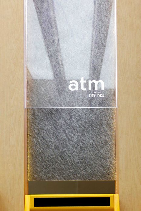 Решение "Все в Одном": Каменный Шпон для Стен, Фасадов и Мебели