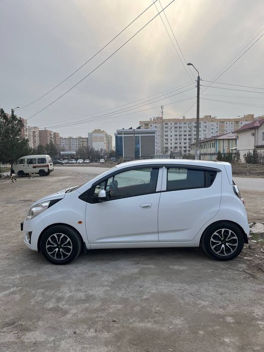 Xolati zo‘r, xodovoy qilingan, akuratno xaydalgan