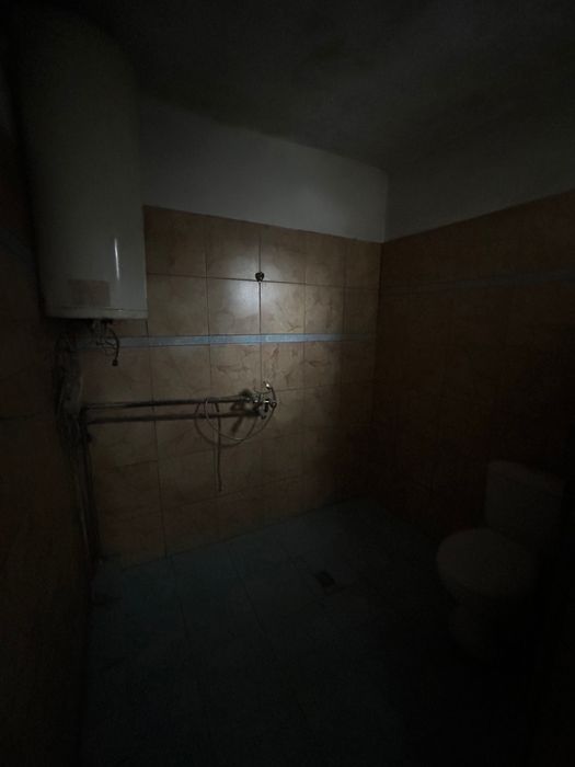 Къща на 2 етажа с мазе, гараж и кладенец – с. Крушето