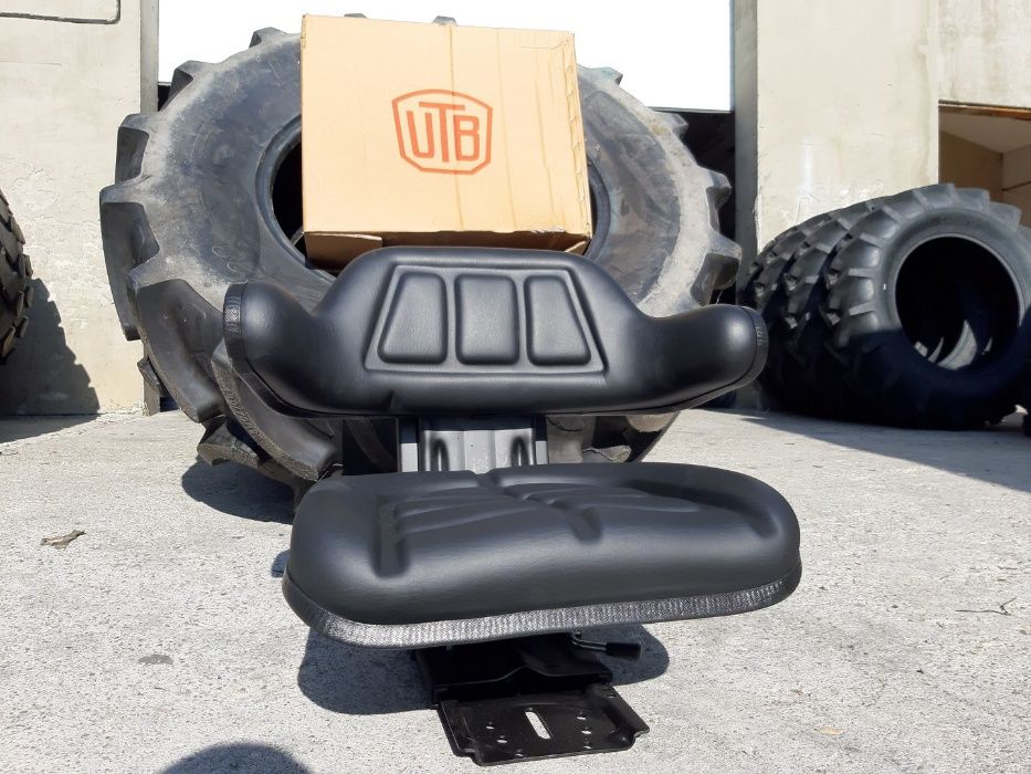 Livrare pana acasa Scaun tractor cu amortizor triplu reglaj