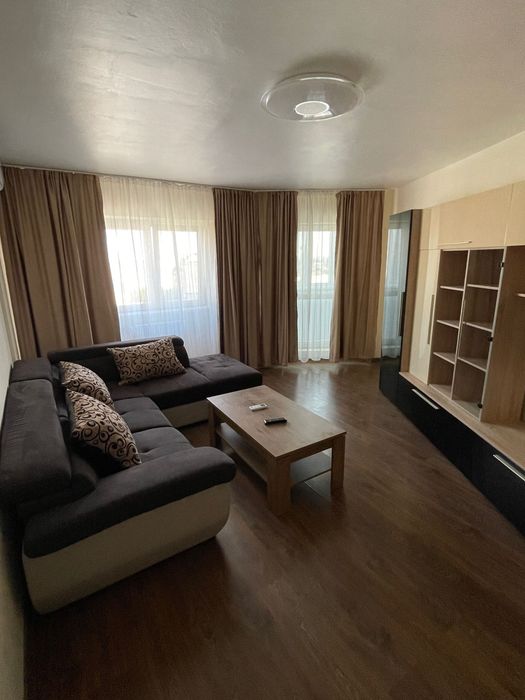 Proprietar ofer spre inchiriere garsoniera lux