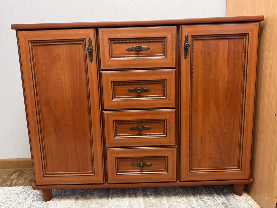 Продам срочно комод б/у