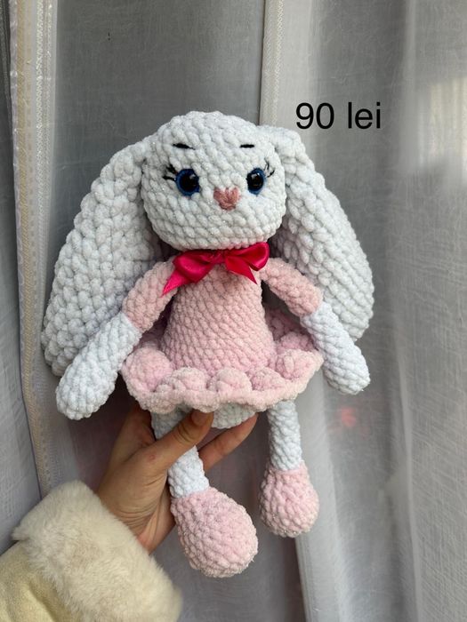 Iepuras de plus handmade crosetat manual din catifea cadou de paste