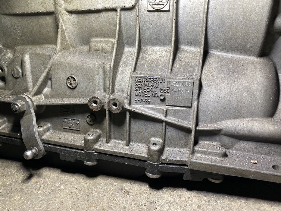 Cutie automata BMW e60 525d 6hp26