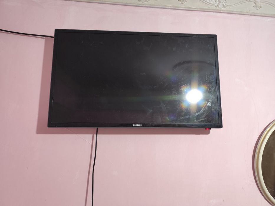 Samsung 32 piloski tali telvizor sotiladi holadi ali bez simar
