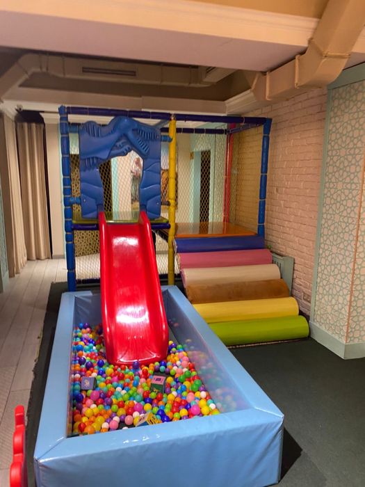 Продам лабиринт детскую игровую зону