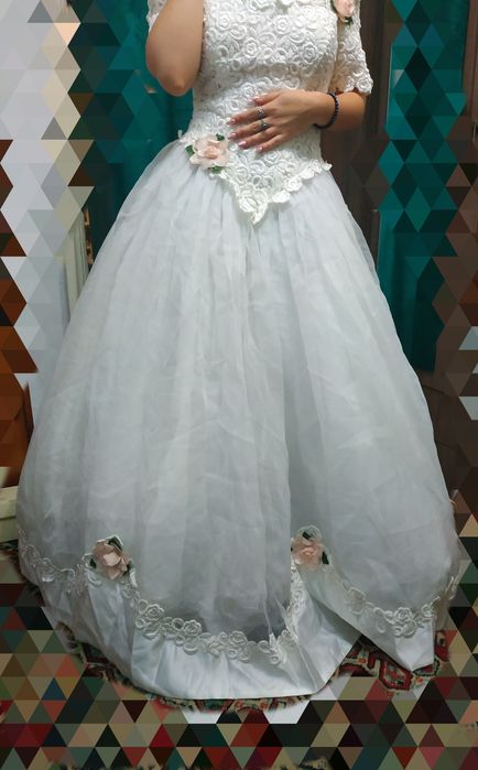 Платье свадебное