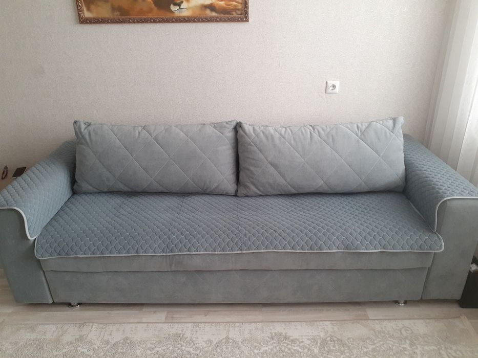 Продам диван б/у.