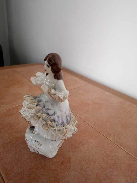 Figurină porțelan dantelat (Lace Porcelain) - Arpo Curtea de Argeș