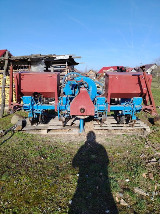 Semănătoare porumb SPC – 4 rânduri – stare foarte bună