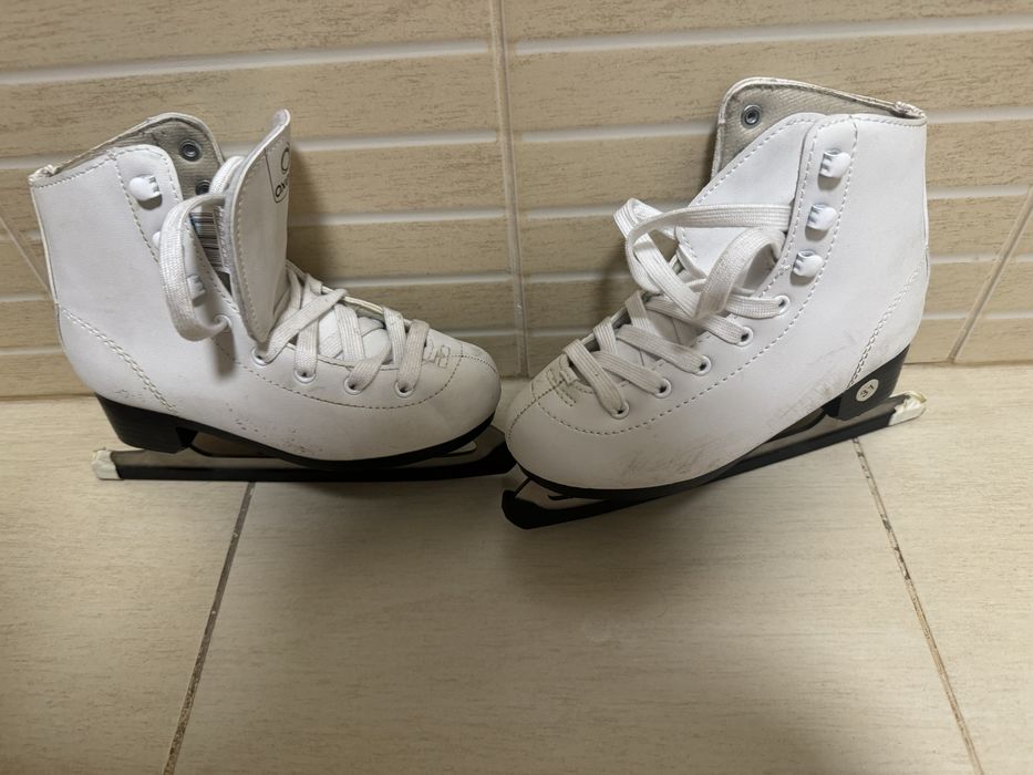 Patine copii albe , gheata marimea 31 pentru patinuar fete sau baieti