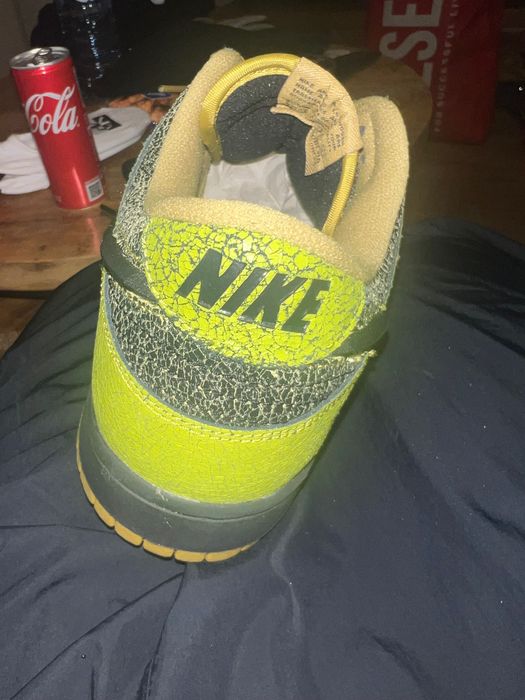 Nike Dunk Low ‘Halloween Skull’