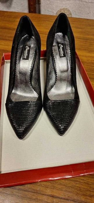 pantofi noi culori negru si maro piele marime 37 -38 pret 100 lei
