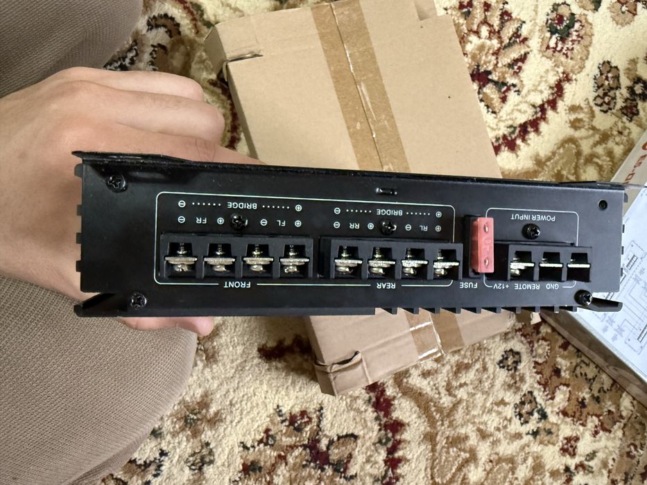 Element 5   автомобильный усилитель мощности