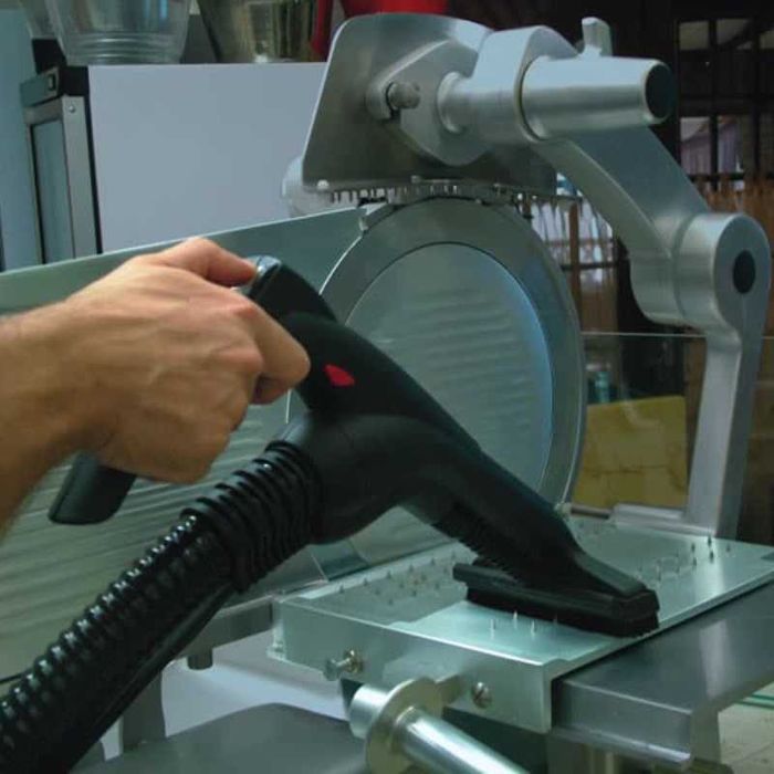 Firma de curāțenie cu aparate profesionale  şi produse  Eco .