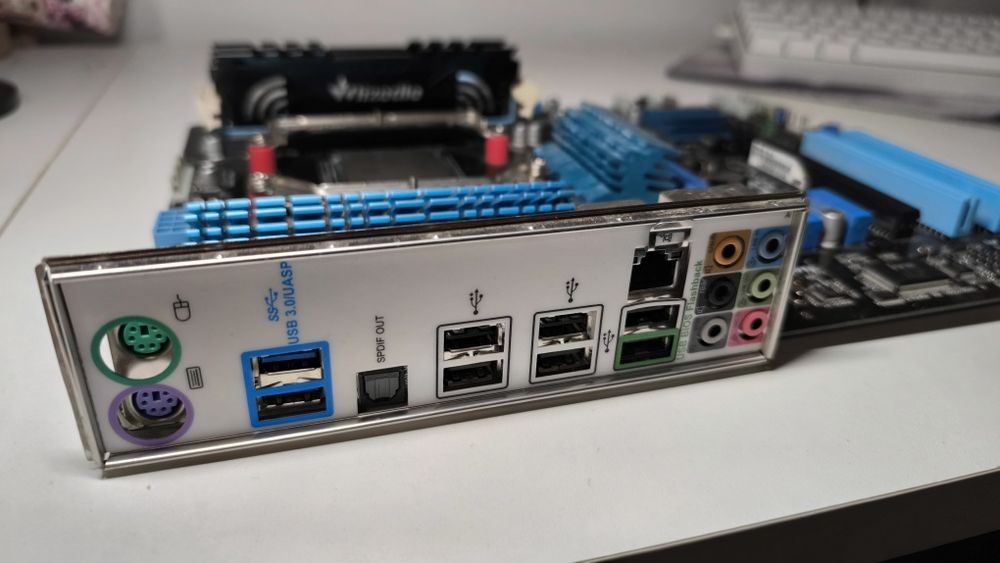 Kit PC AMD FX 8350 + 16GB RAM + ASUS M5A97 R2.0