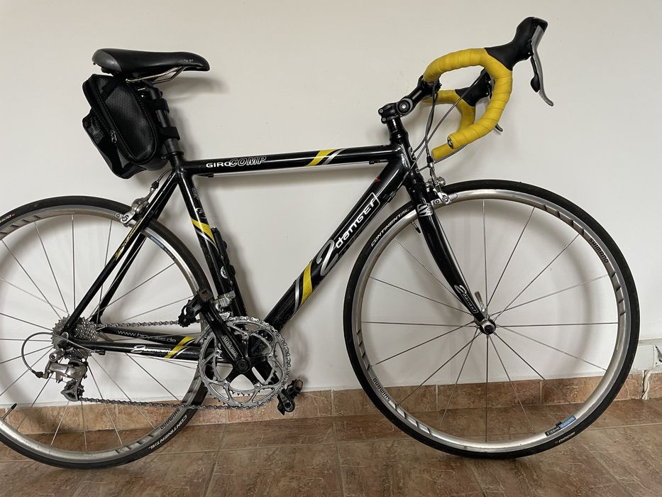 Vând bicicleta de oraș, cursieră