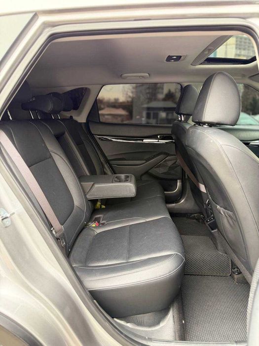 Sotuvda Kia Seltos avtomashinamiz