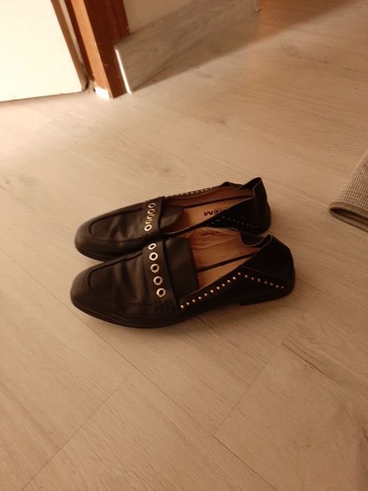 Туфли в отличном состоянии темные