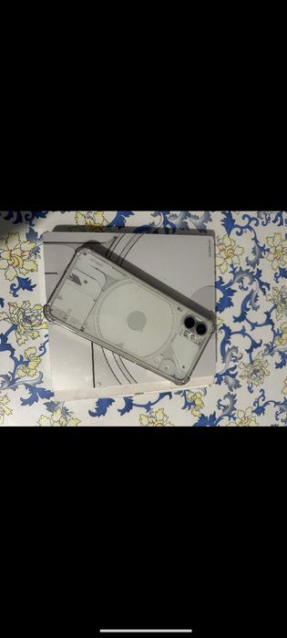 Продаю Nothing Phone 1