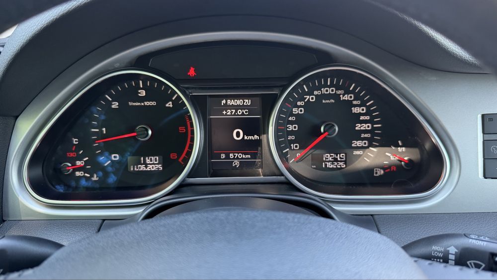 Audi Q7 3.0 TDI Quattro 245 CP – Impecabil
