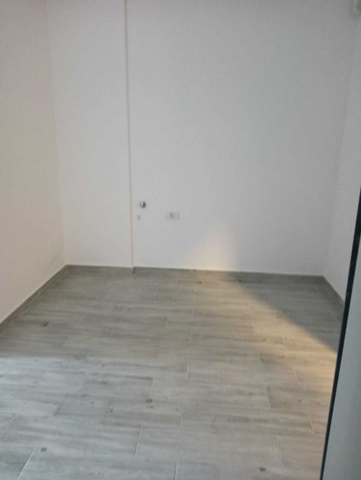Închiriere Garsoniera ,curte proprie