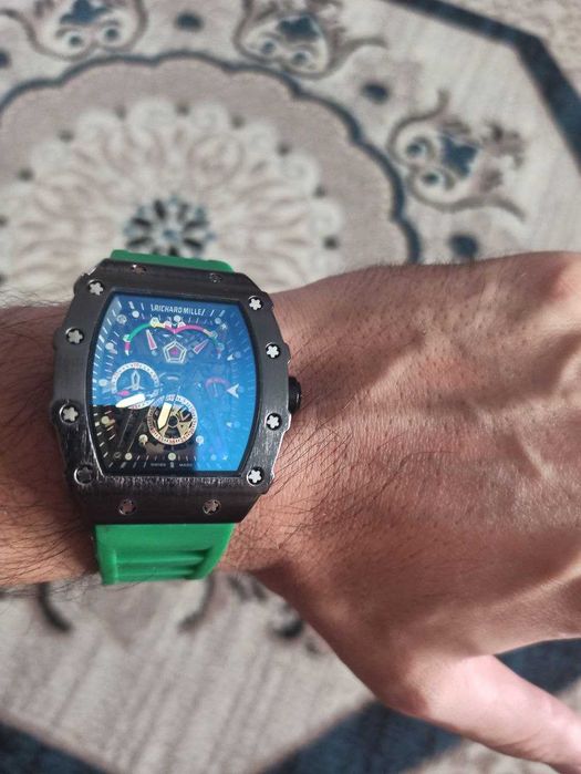 Мужские часы          и