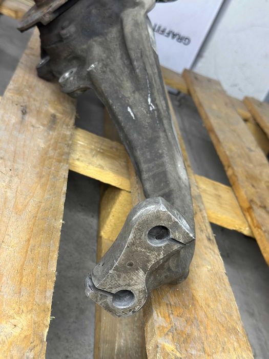 Преден ляв шенкел AUDI A6 A7 4G0407241C