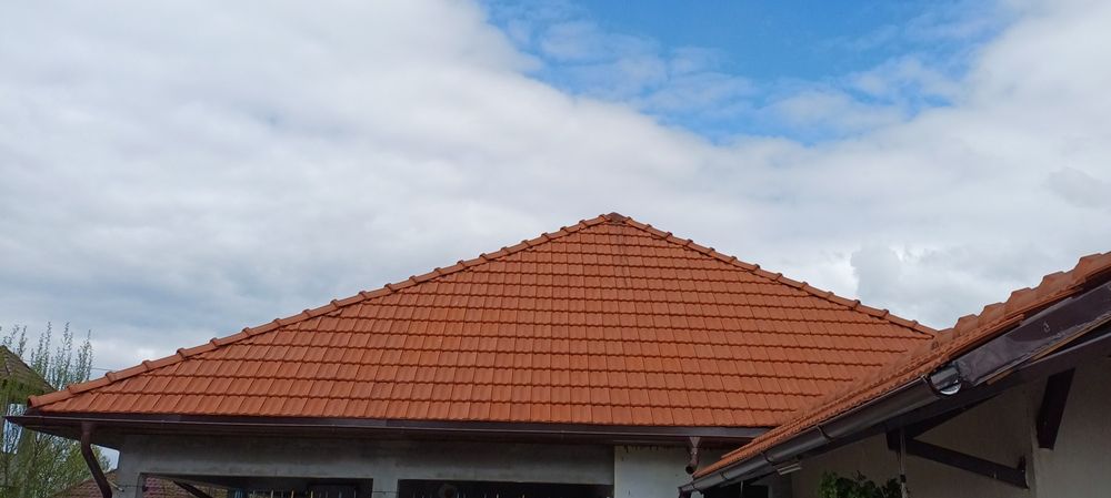 Pătrați dulapi 8x10 4 m tigla ca su noua roti vara sau iarna  bidoane