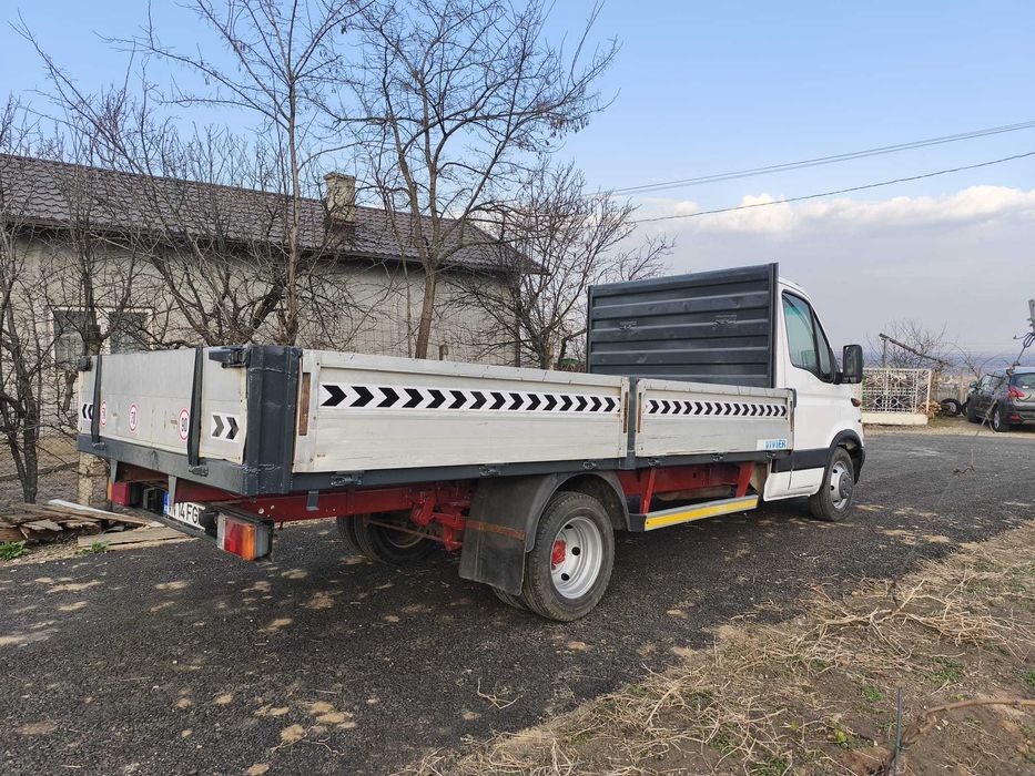 Vând Iveco Daily
