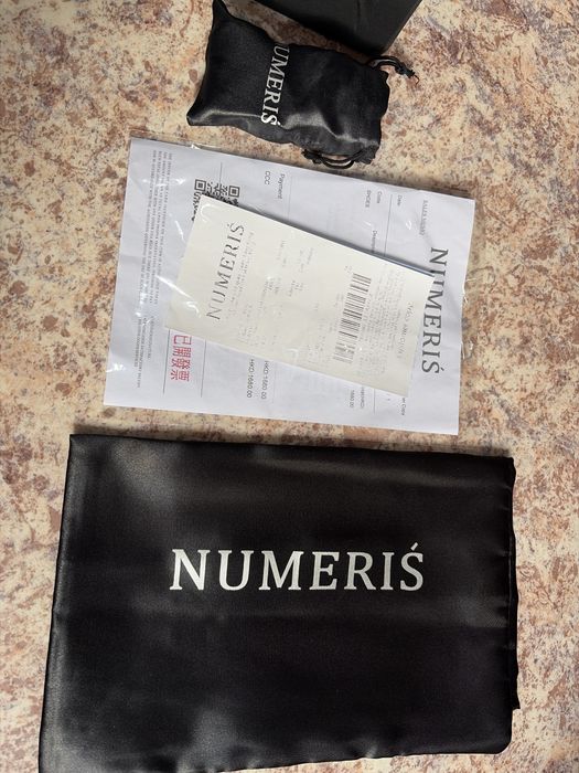 кроссовки, Numeris white