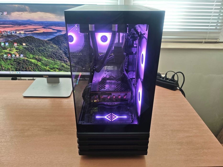 Геймърски компютър, Ryzen 5700x, Rtx 3070, 32gb Ram, 1tb ssd, 850W, водно охлаждане