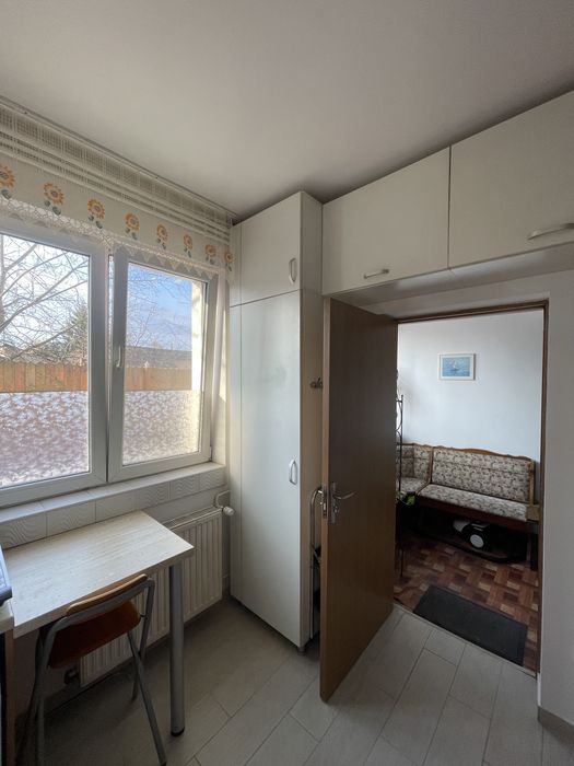 De închiriat mini garsonieră