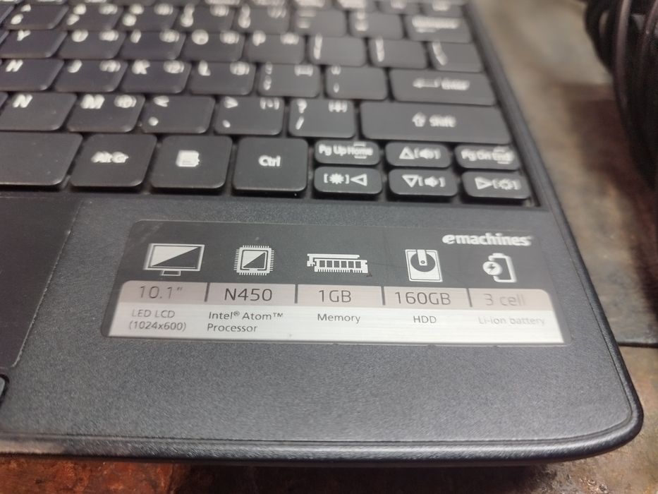 Minilaptop, notebook Emachines display 10"