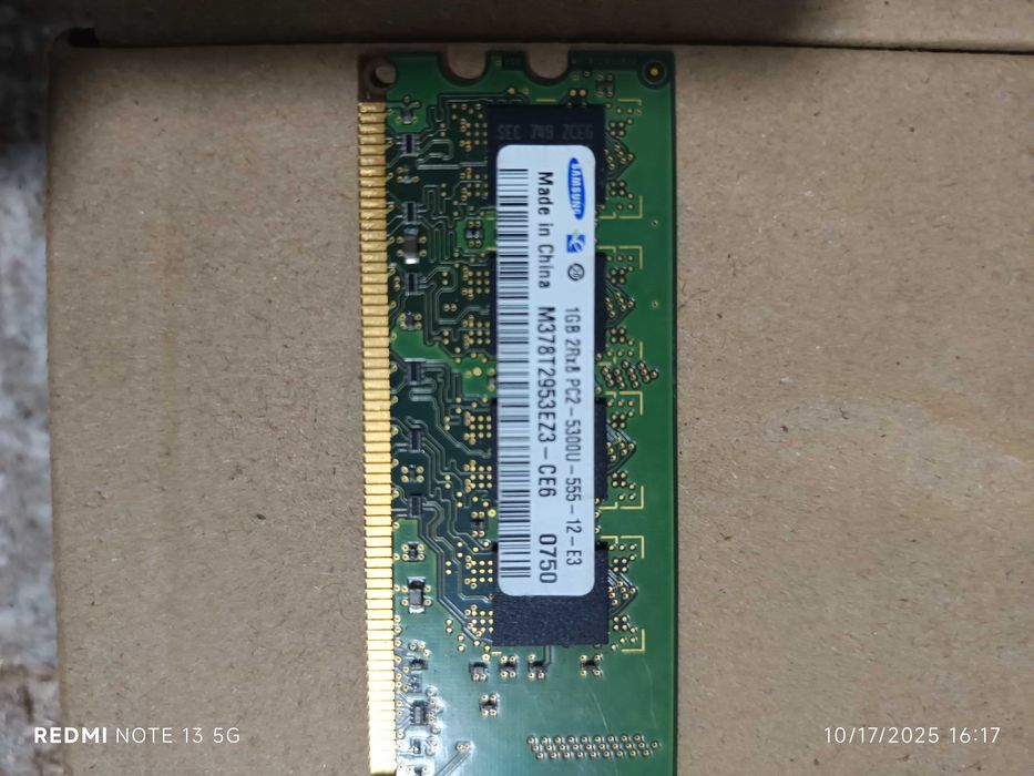 Vând plăcute ram DDR3