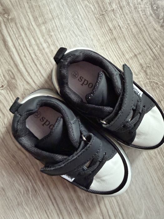 Adidasi noi copii nr 25