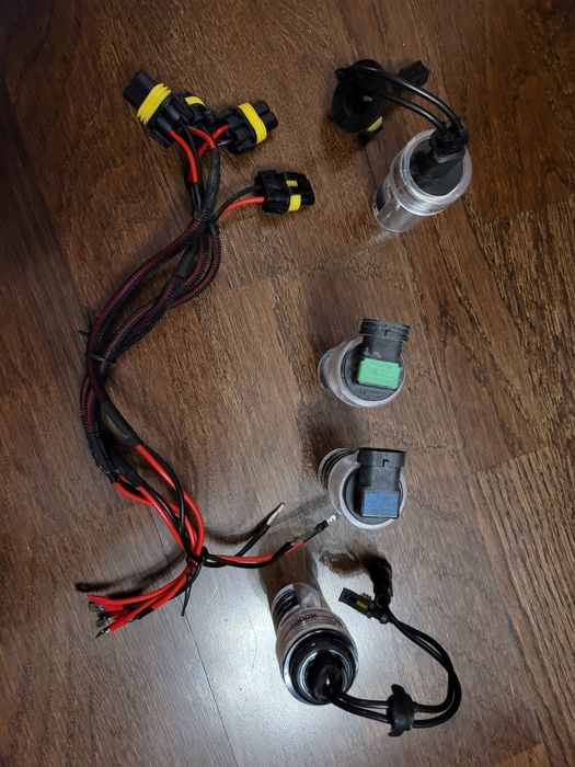 Лампочки ксенон и галоген в туманки Toyota/Lexus