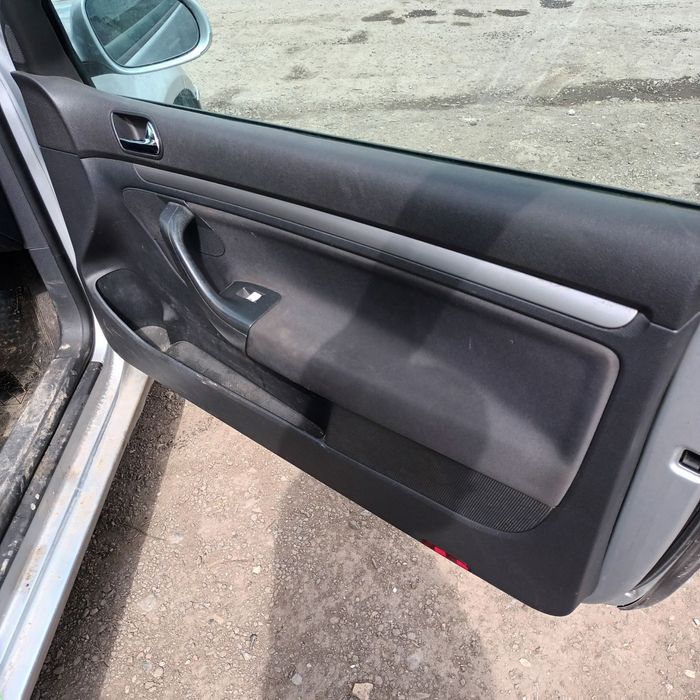 Dezmembrari  VW GOLF 5  2003  > 2009 2.0 TDI 16V Motorina