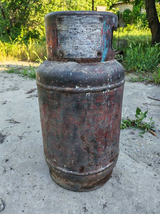 продам Газовый баллон б/у район дачи Кайнар булак