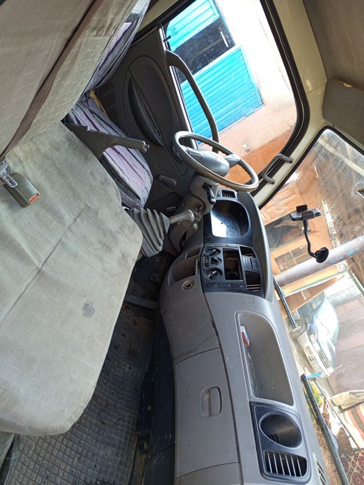 Автомобиль грузовик