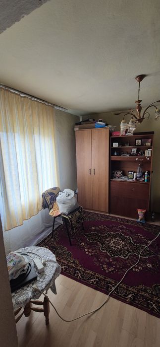 Vând Apartament cu 2 camere!
