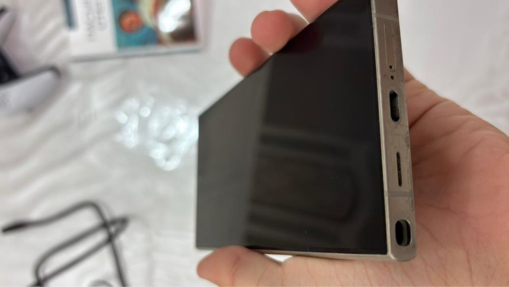 Продается Galaxy S 2024 ultra