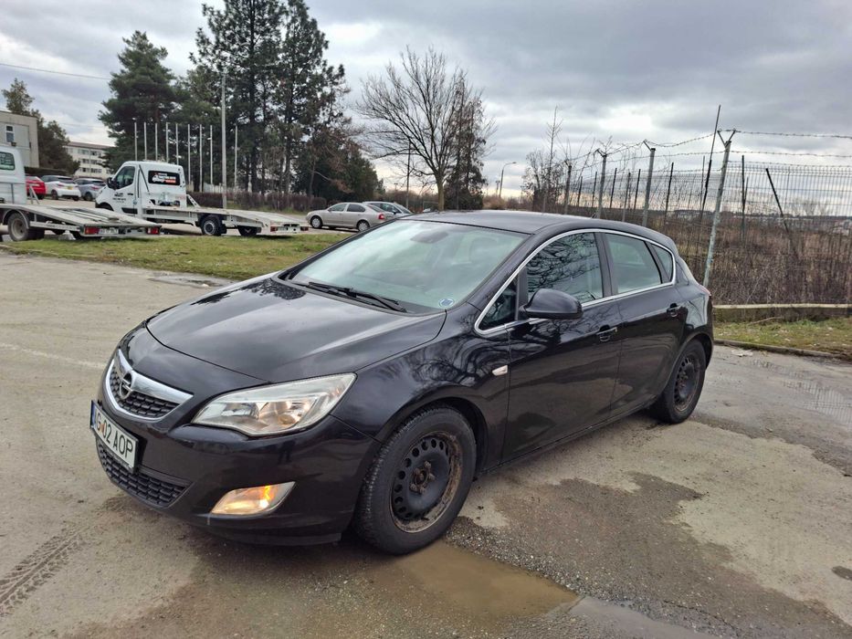 Opel Astra j 1.7 cdti 125cp (ambreiaj si volanta schimbate))